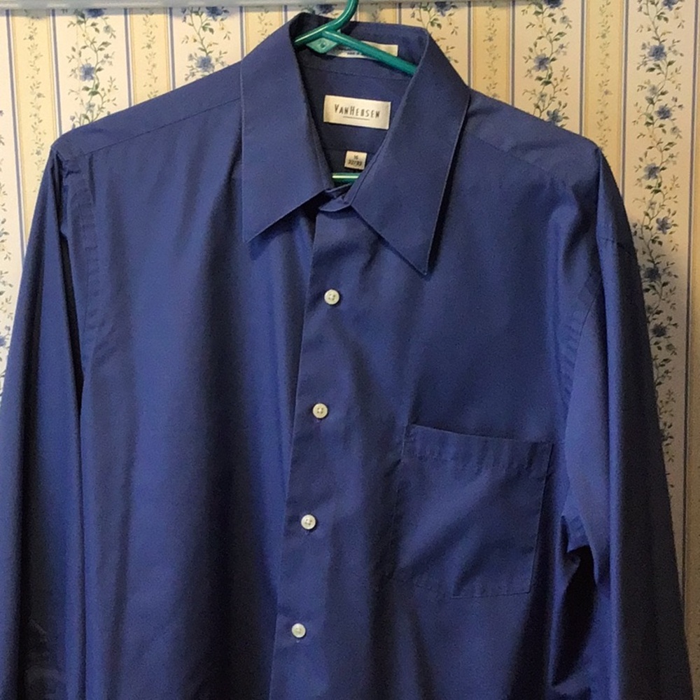 Van Heusen blue shirt